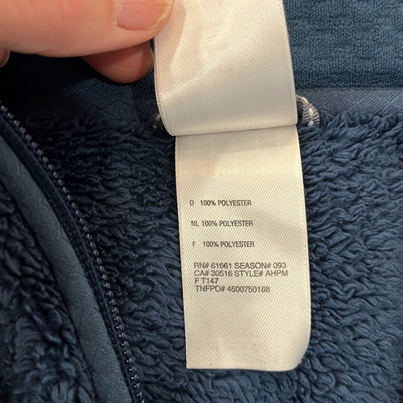 EUC The North Face Mossbud blue sherpa high neck fleece 1/4 zip w side pockets. - Picture 7 of 7